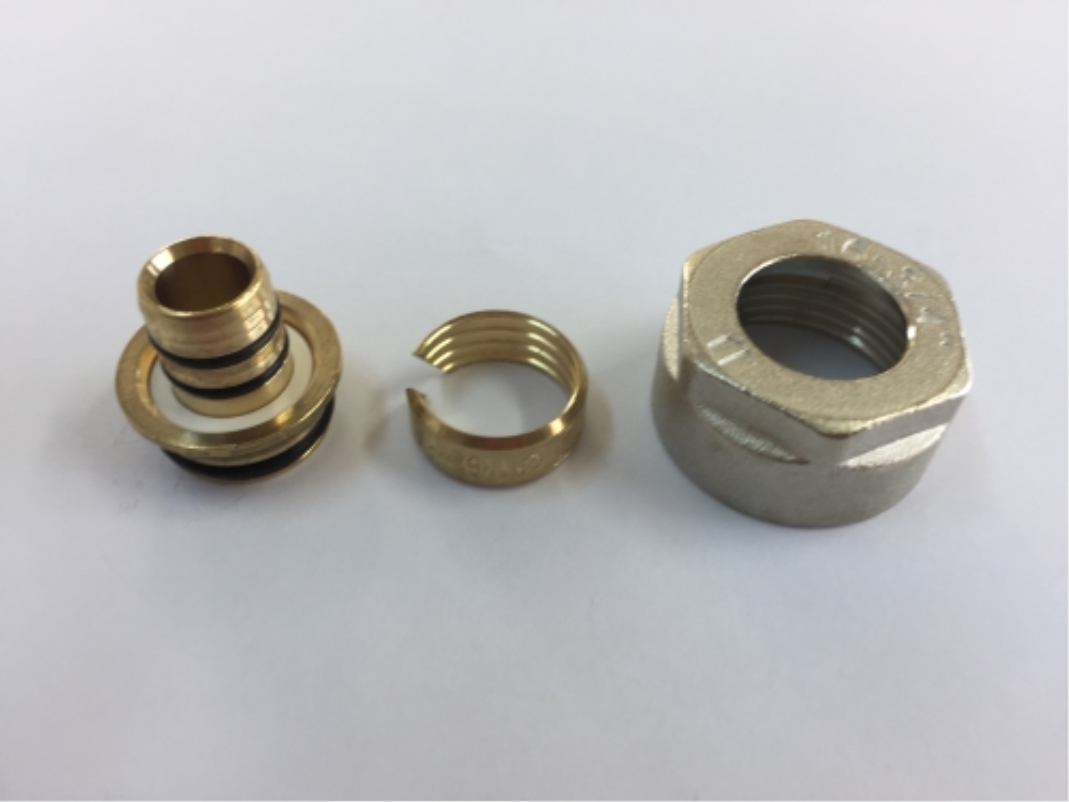 ADAPTOR PENTRU TUB MULTISTRAT - JURGEN SCHLOSSER 16 X 2 - 3/4 2